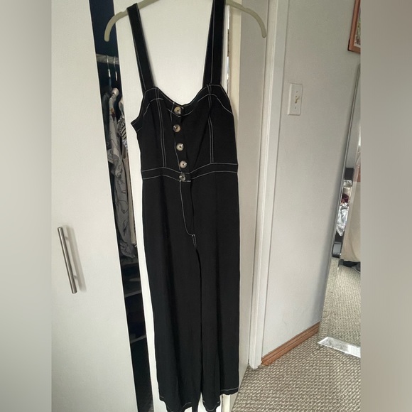 Black Jumpsuit with white stitching and buttons from Abercrombie & Fitch XS - Picture 4 of 6